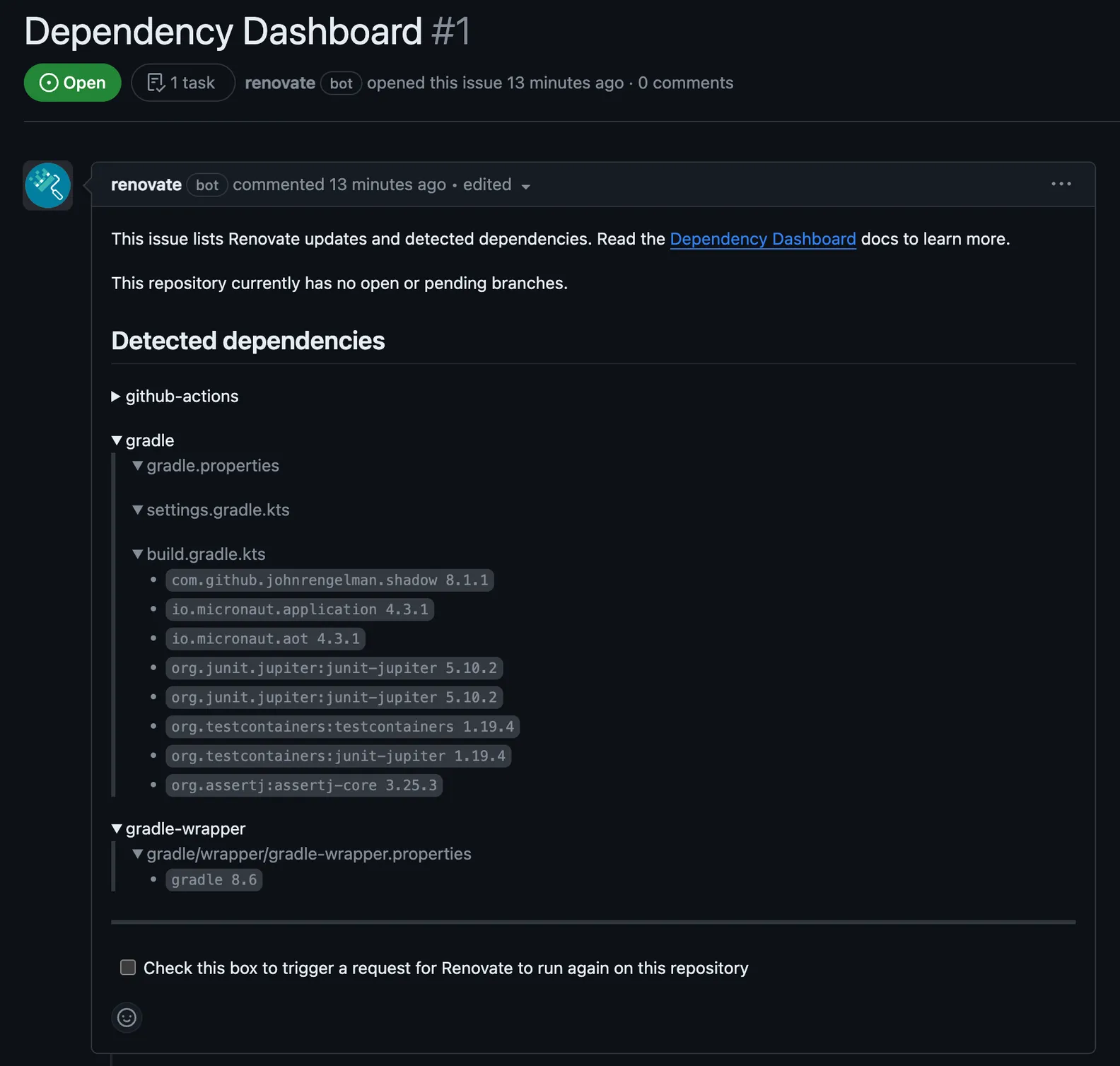screenshot of the dependency dashboard of the example project, does show all dependencies tracked, missing the micronaut platform